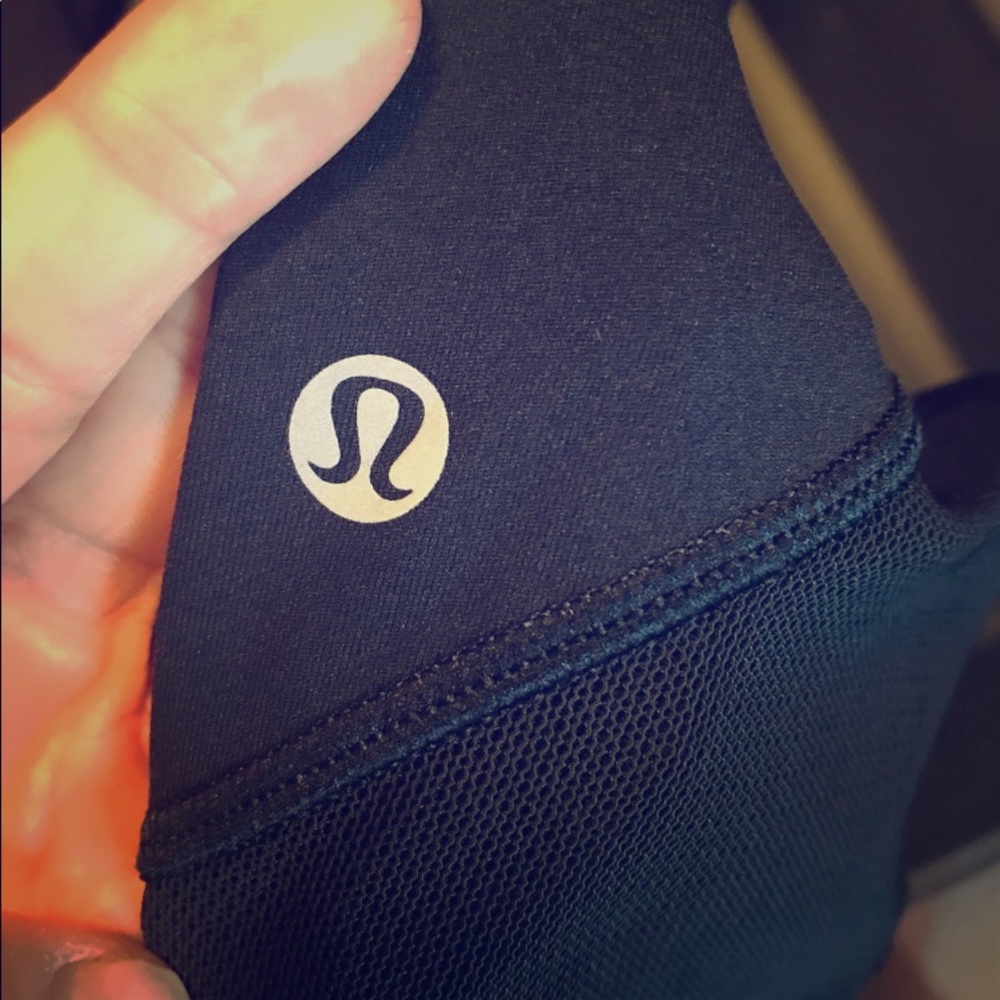 Lululemon crop pants black size 6